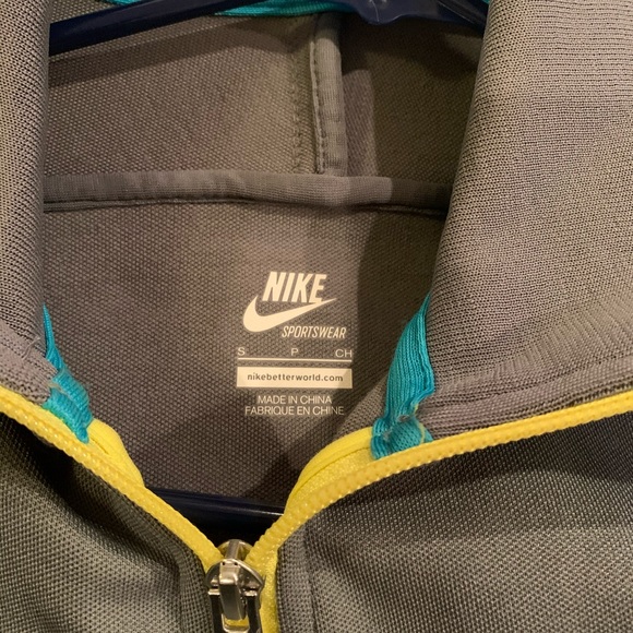 Nike track jacket - Picture 5 of 5